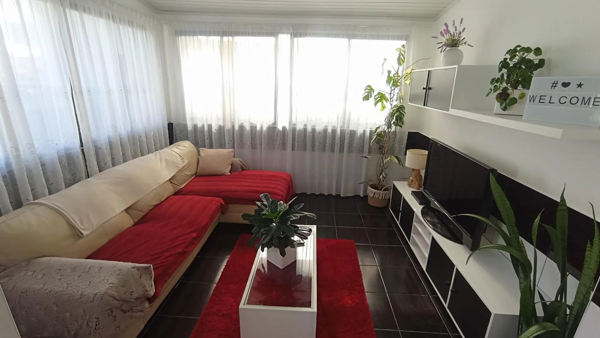 Apartment Kanela Guest House Machico  Portugal